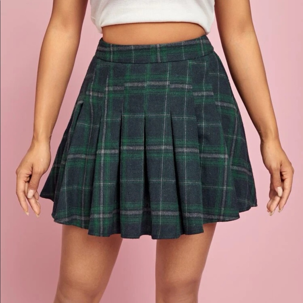Green plaid skirt
